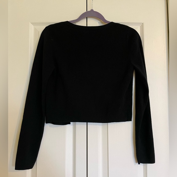 Aritzia Babaton Knit Cropped Cardigan - Picture 2 of 4
